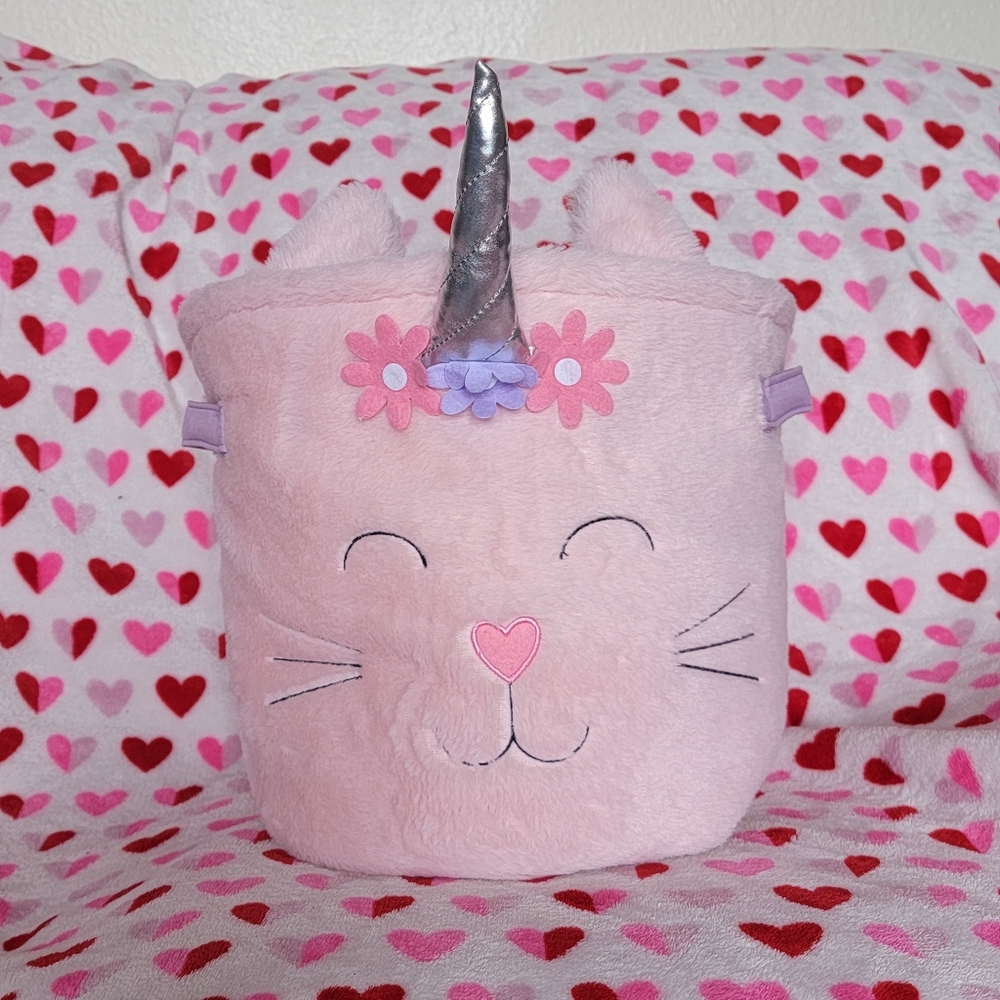 Union Cat Plush basket